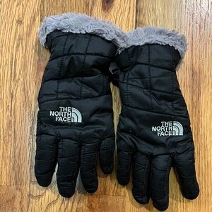 The North Face Black Quilted Gloves with Gray Fur Lining